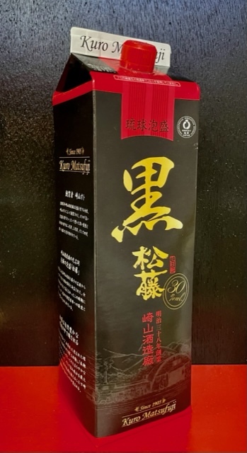 画像1: 崎山酒造廠 黒松藤 30度 1800ml 紙パック×12本